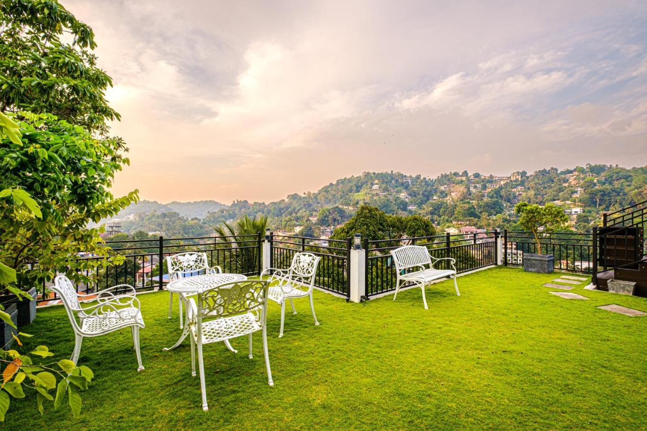 Queens Mount Ridge Kandy Exteriör bild