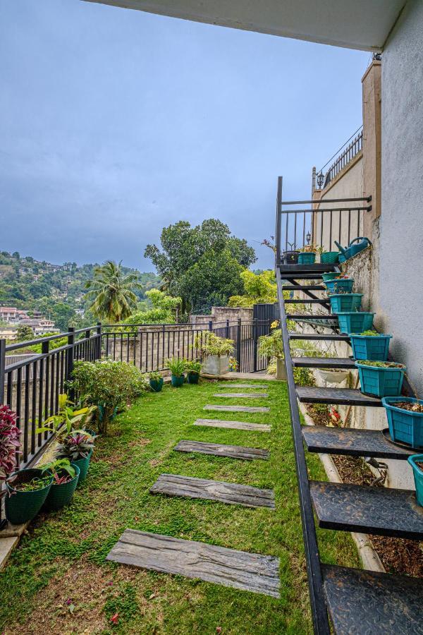 Queens Mount Ridge Kandy Exteriör bild